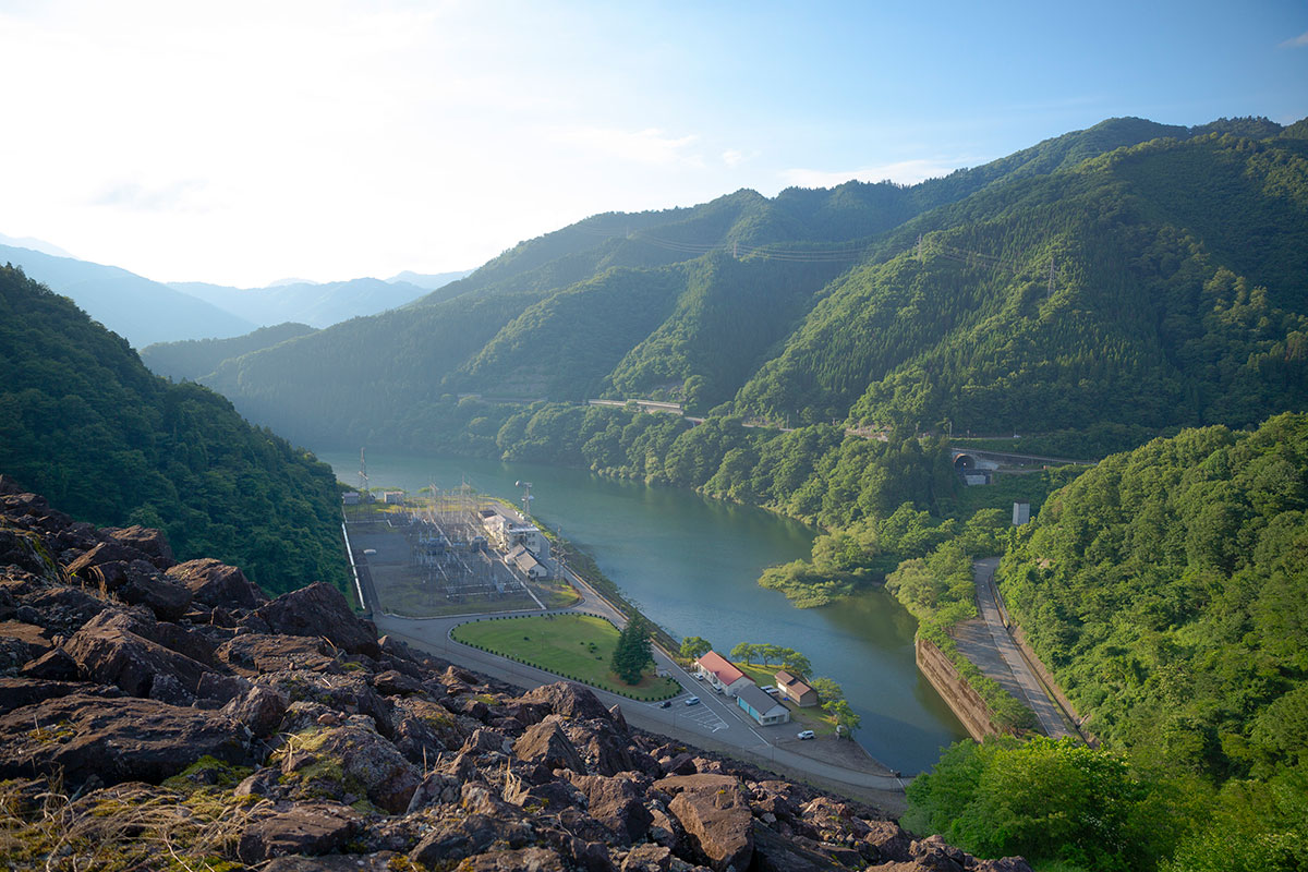 九頭竜湖